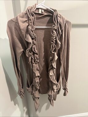 Madison Ruffle Cardigan Size Medium